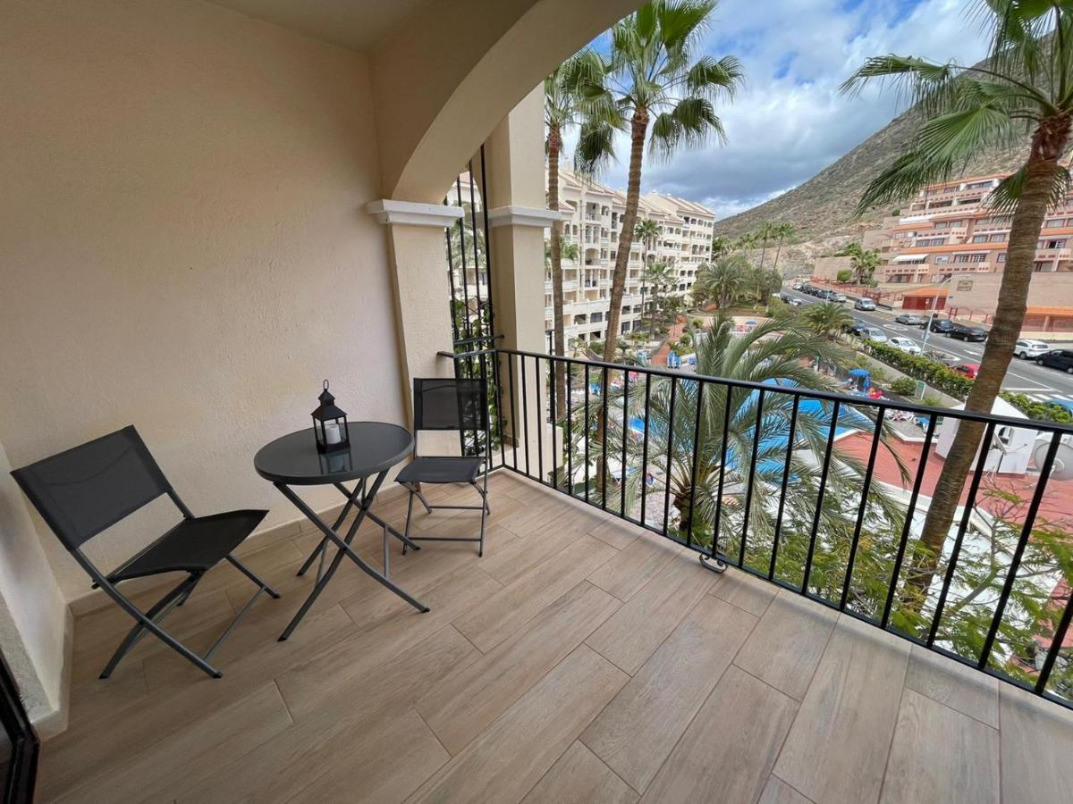Castle Harbour Los Cristianos Beautiful Studio With Pool View Exterior foto